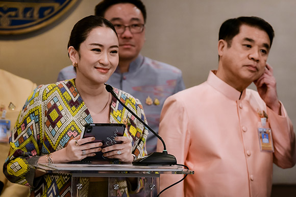 การขอปรับแผนการดำเนินงานและแผนการเบิกจ่ายงบประมาณของการดำเนินโครงการยกระดับโครงสร้างพื้นฐานโทรคมนาคมเพื่อขับเคลื่อนเศรษฐกิจของประเทศ กิจกรรมที่ 2 การเพิ่มประสิทธิภาพโครงข่ายอินเทอร์เน็ตระหว่างประเทศสู่การเป็นศูนย์กลางการแลกเปลี่ยนข้อมูลดิจิทัลของภูมิภาคอา